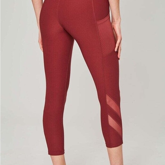 Mondetta High Waisted Red Capri Leggings Size M - Picture 2 of 5